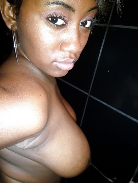 BBW africana in pubblico sexy immagine