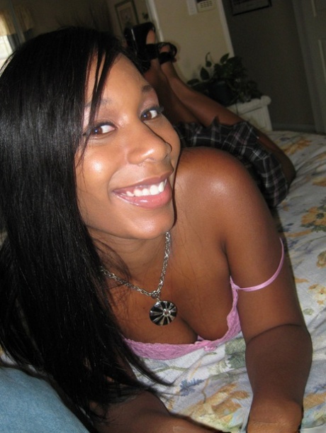 Gangbang brazziliana con occhi dangelo perfettoxxx img