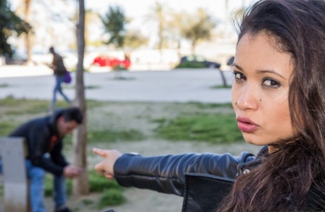 Ragazza latina della porta accanto perfetto esclusivo foto