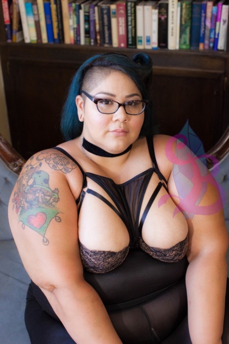 BBW latina rimorchiata porno erotico foto